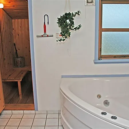 Holiday Julianevej F- 2090 度假居 Bjerregård
